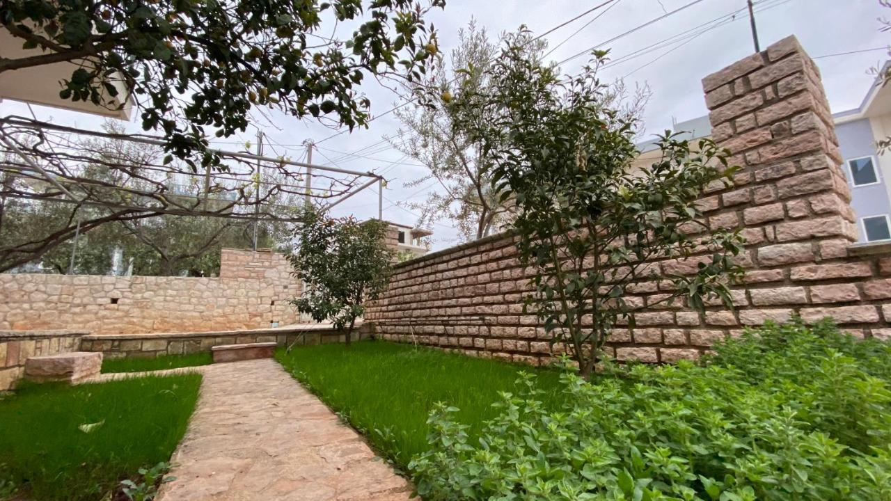 Studios&Apartment Niko Luka 사밀 외부 사진