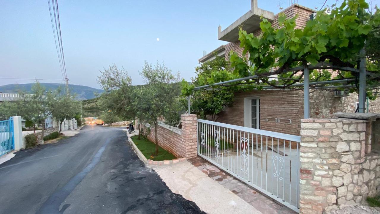 Studios&Apartment Niko Luka 사밀 외부 사진