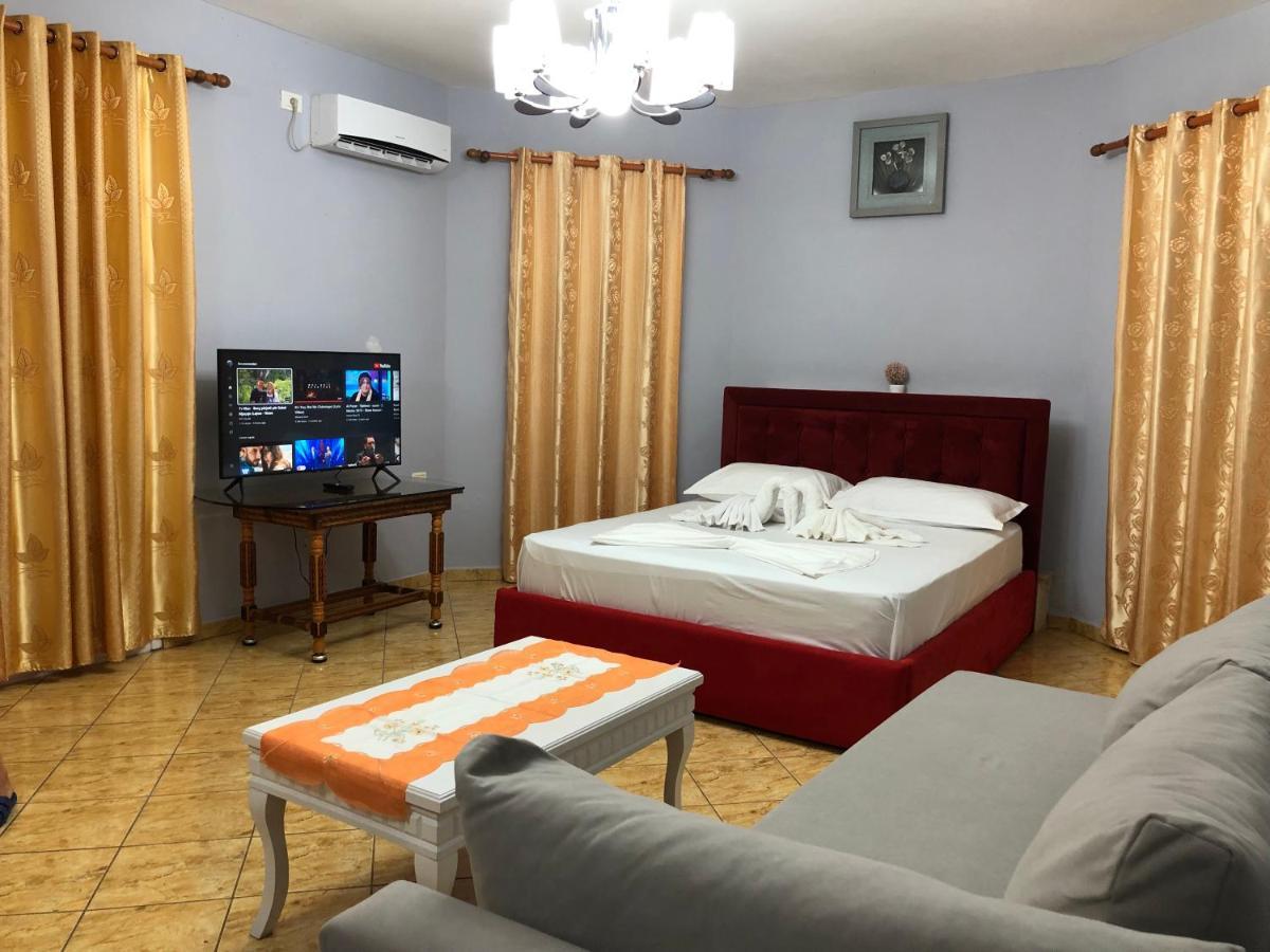 Studios&Apartment Niko Luka 사밀 외부 사진