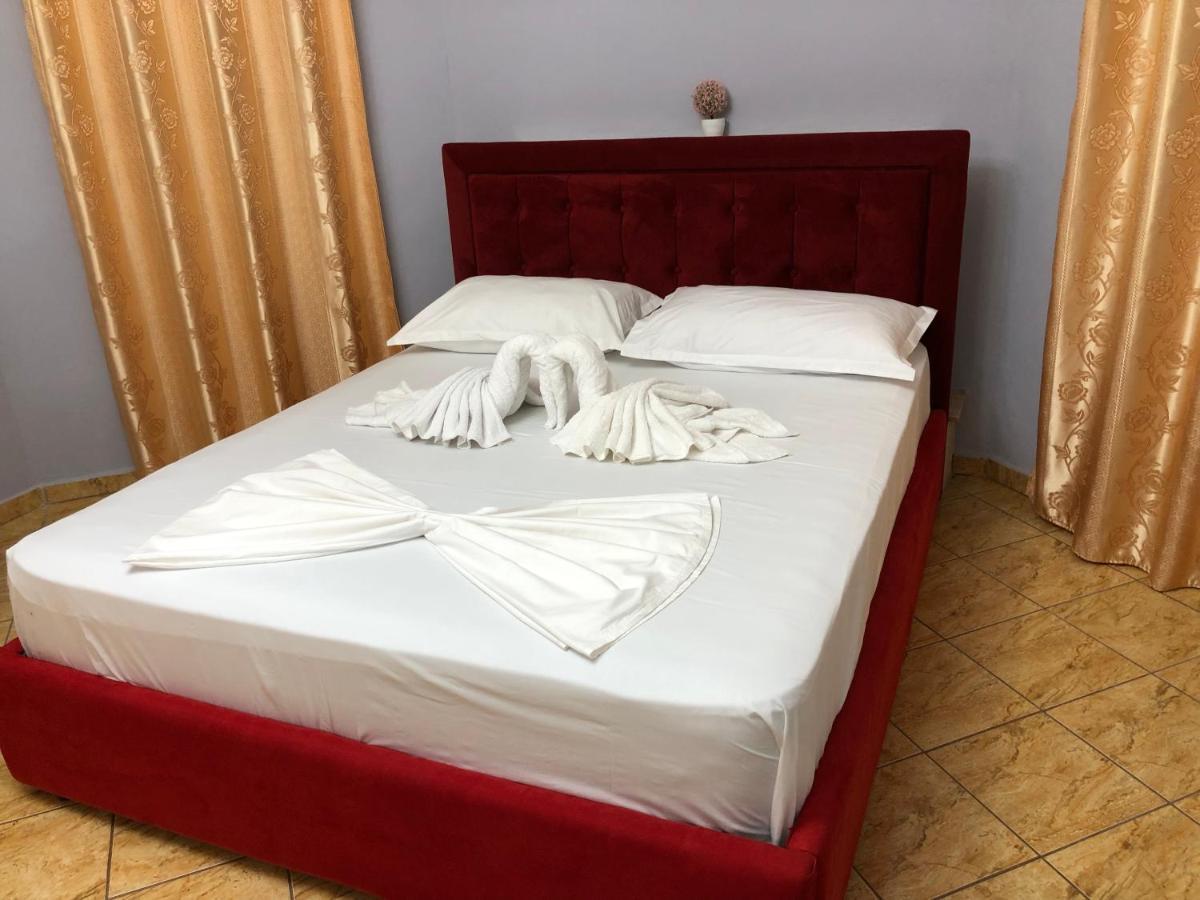 Studios&Apartment Niko Luka 사밀 외부 사진