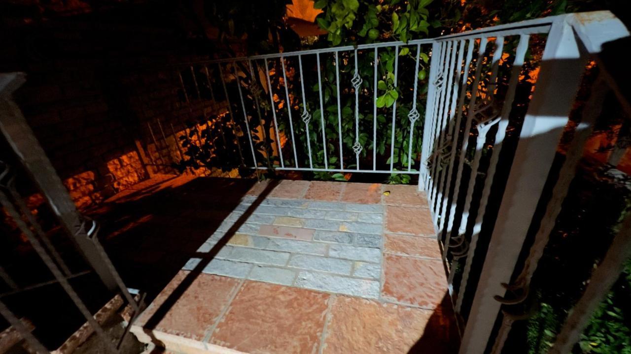 Studios&Apartment Niko Luka 사밀 외부 사진