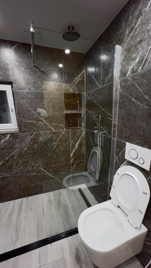 Studios&Apartment Niko Luka 사밀 외부 사진